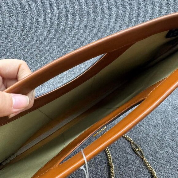 Gucci Leather Shoulder Bag ccofb625-102525 - Picture 8 of 14